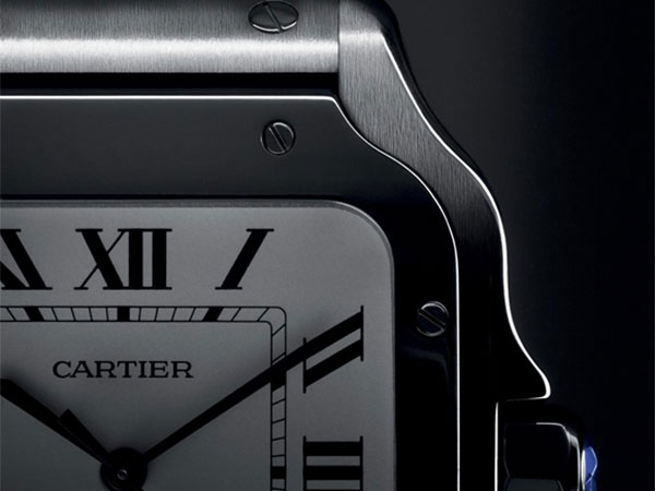 نظرة على ساعات Santos Cartier الجديدة... تعرف إليها